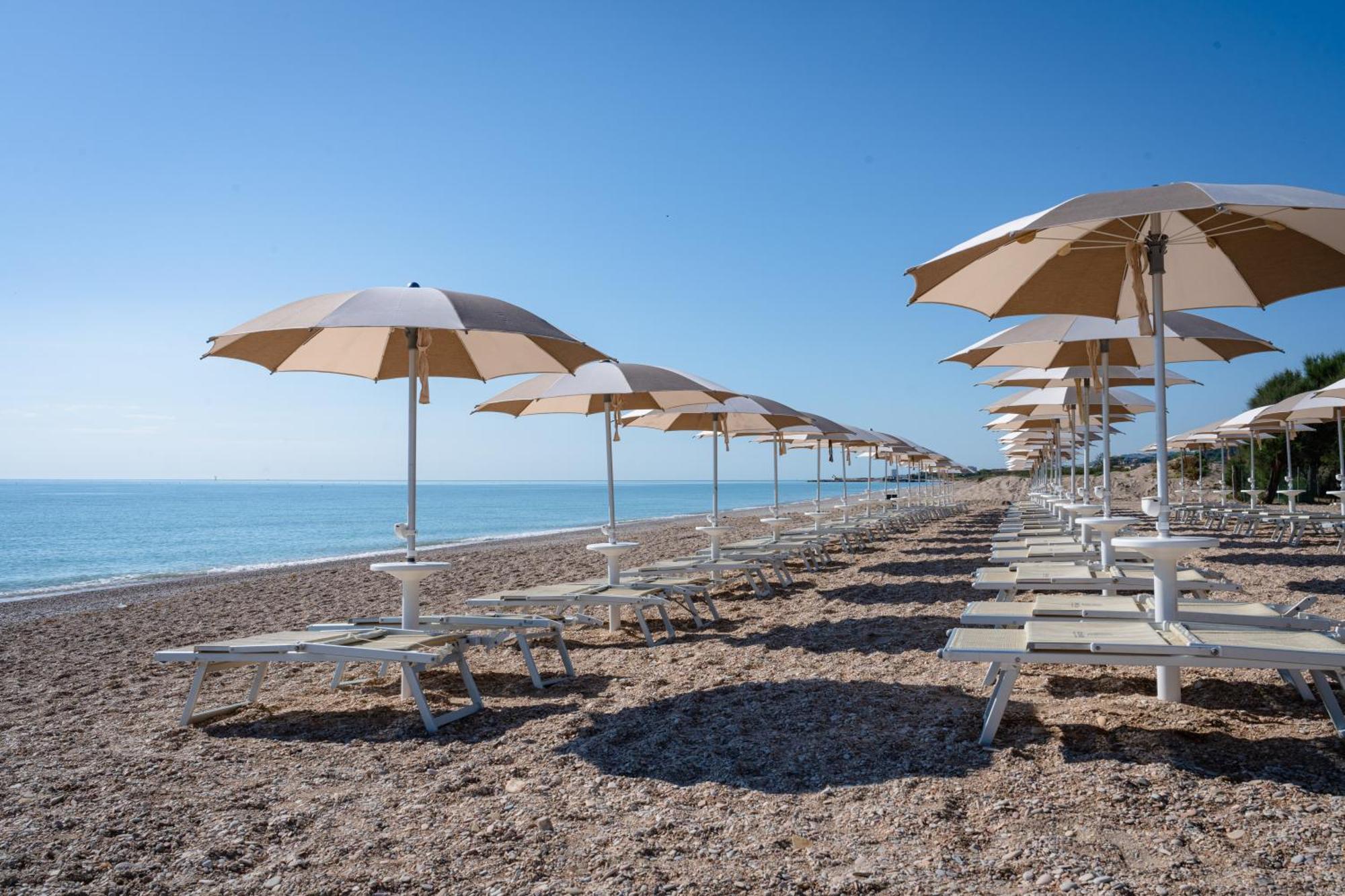 מלון Porto SantʼElpidio Club Del Sole La Risacca Family Collection מראה חיצוני תמונה