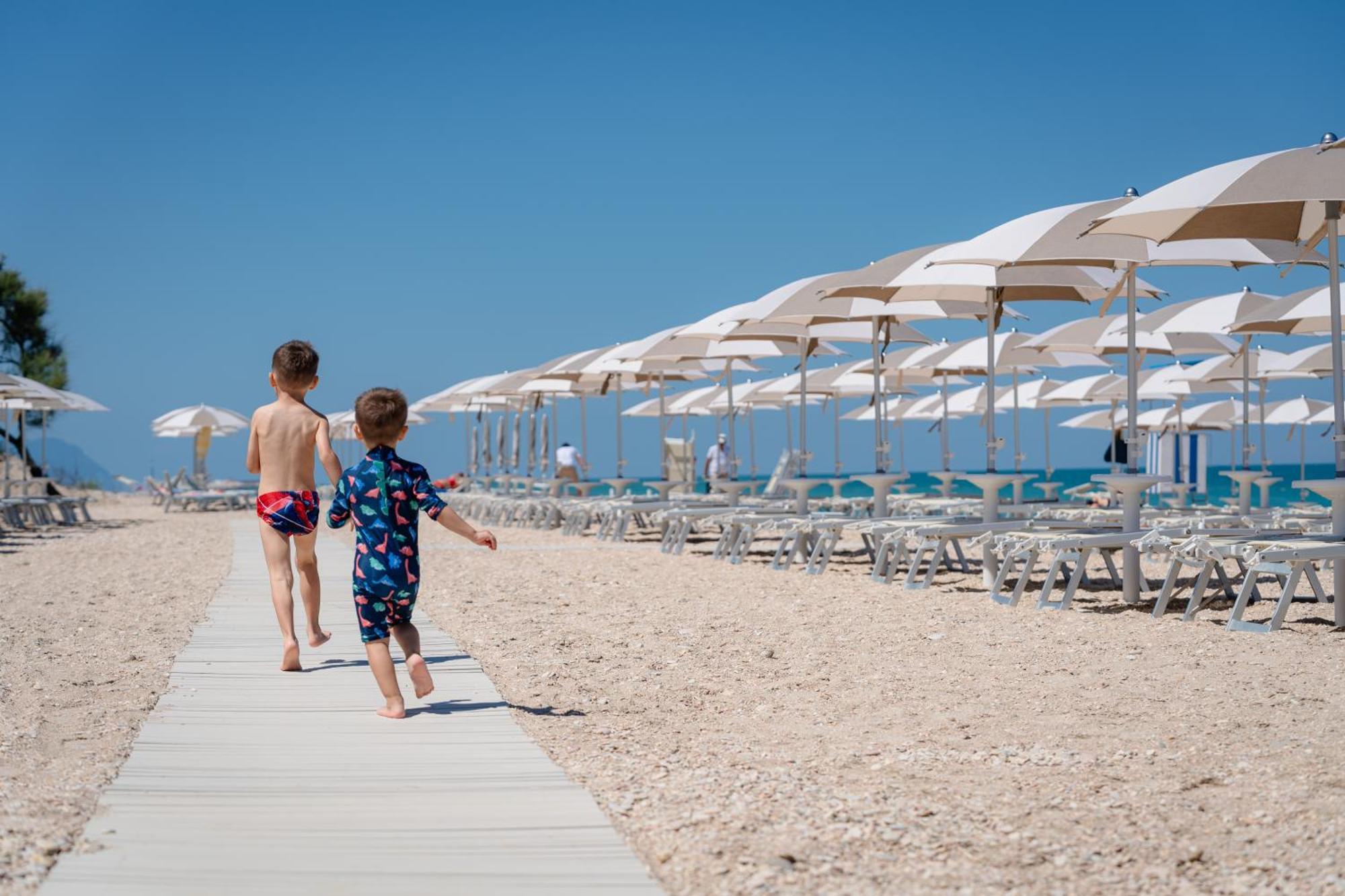 מלון Porto SantʼElpidio Club Del Sole La Risacca Family Collection מראה חיצוני תמונה